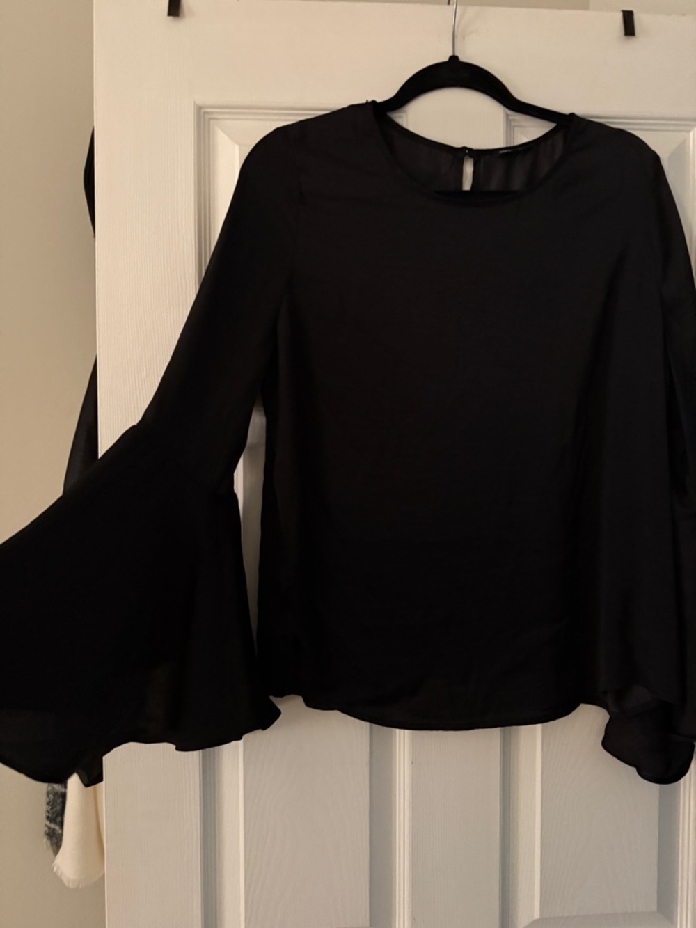 Who What Wear Black Bell-Sleeve Blouse